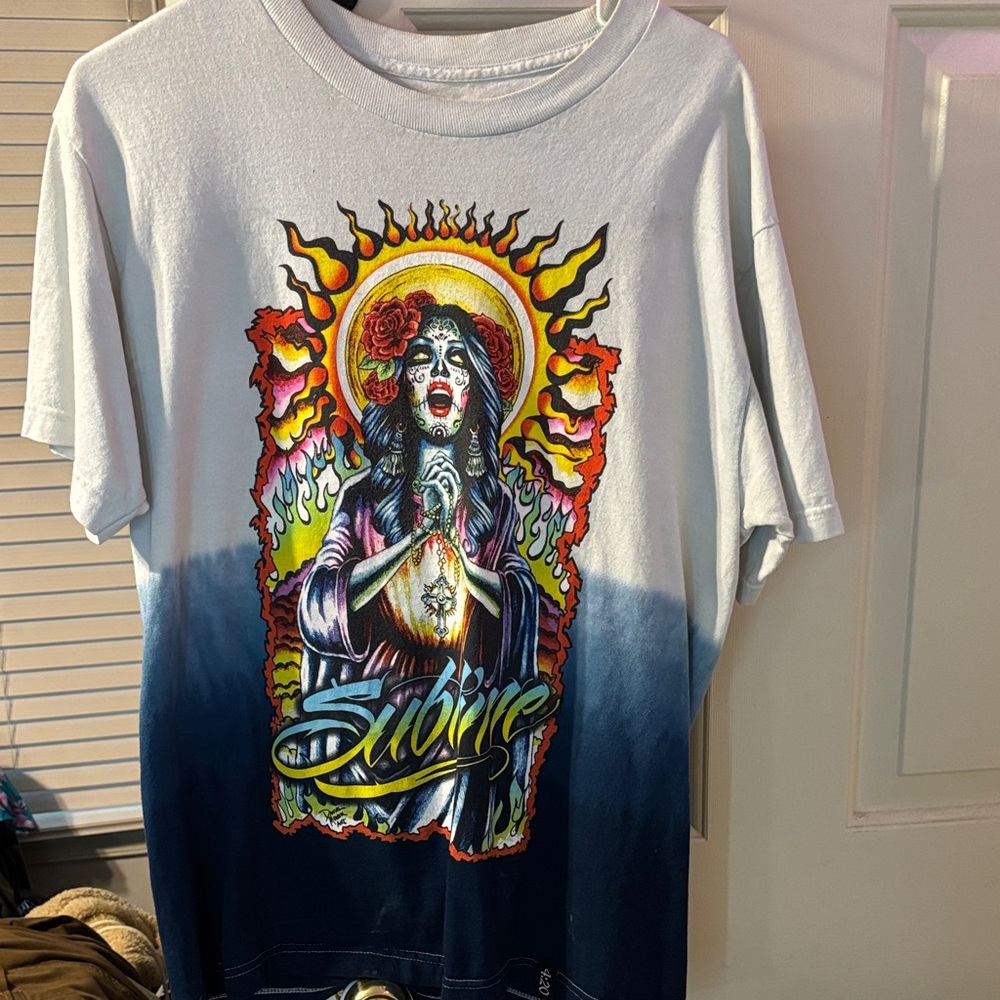 Subine Graphic Short Sleeve Tee - Blue and White